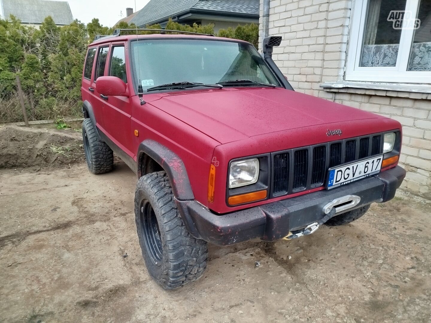 Jeep Cherokee 1999 г Внедорожник / Кроссовер