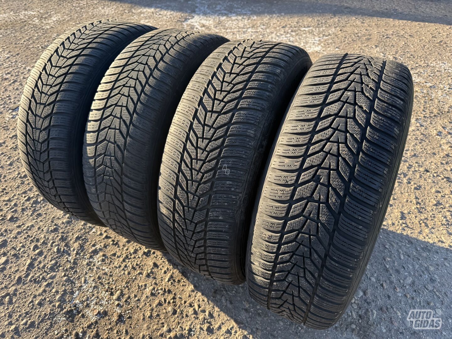 Hankook Siunciam, 6-7mm 2021 R18 зимние шины для автомобилей