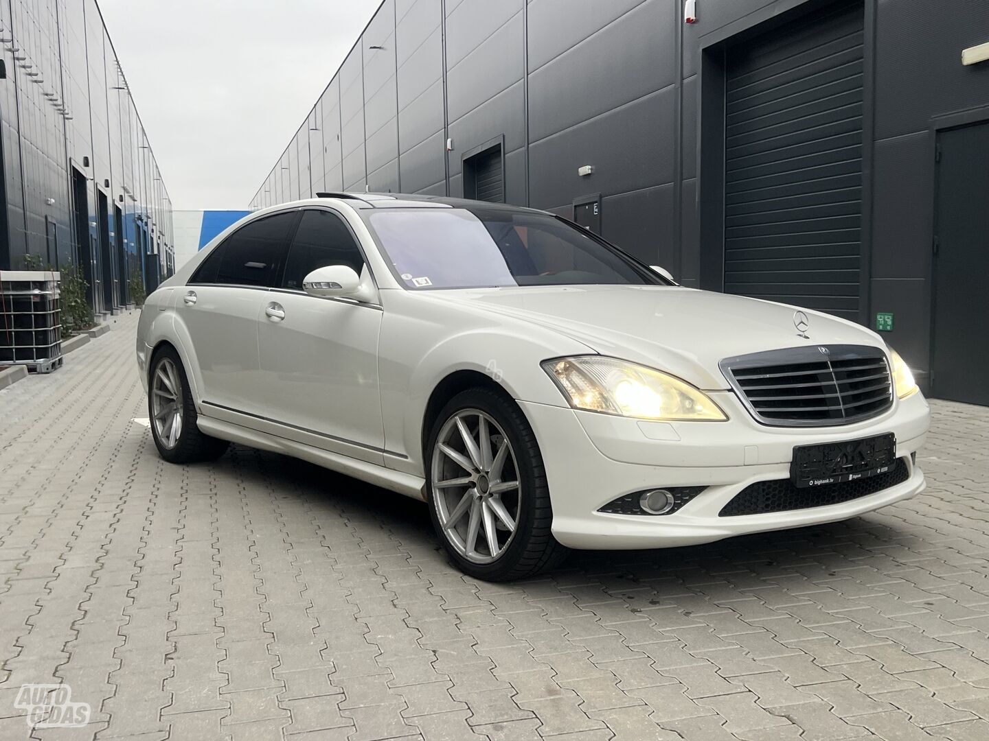 Mercedes-Benz S 500 2006 m Sedanas