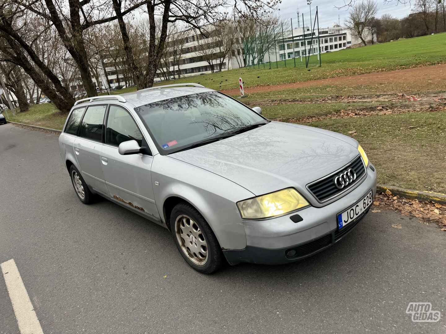 Audi A6 2000 m Universalas