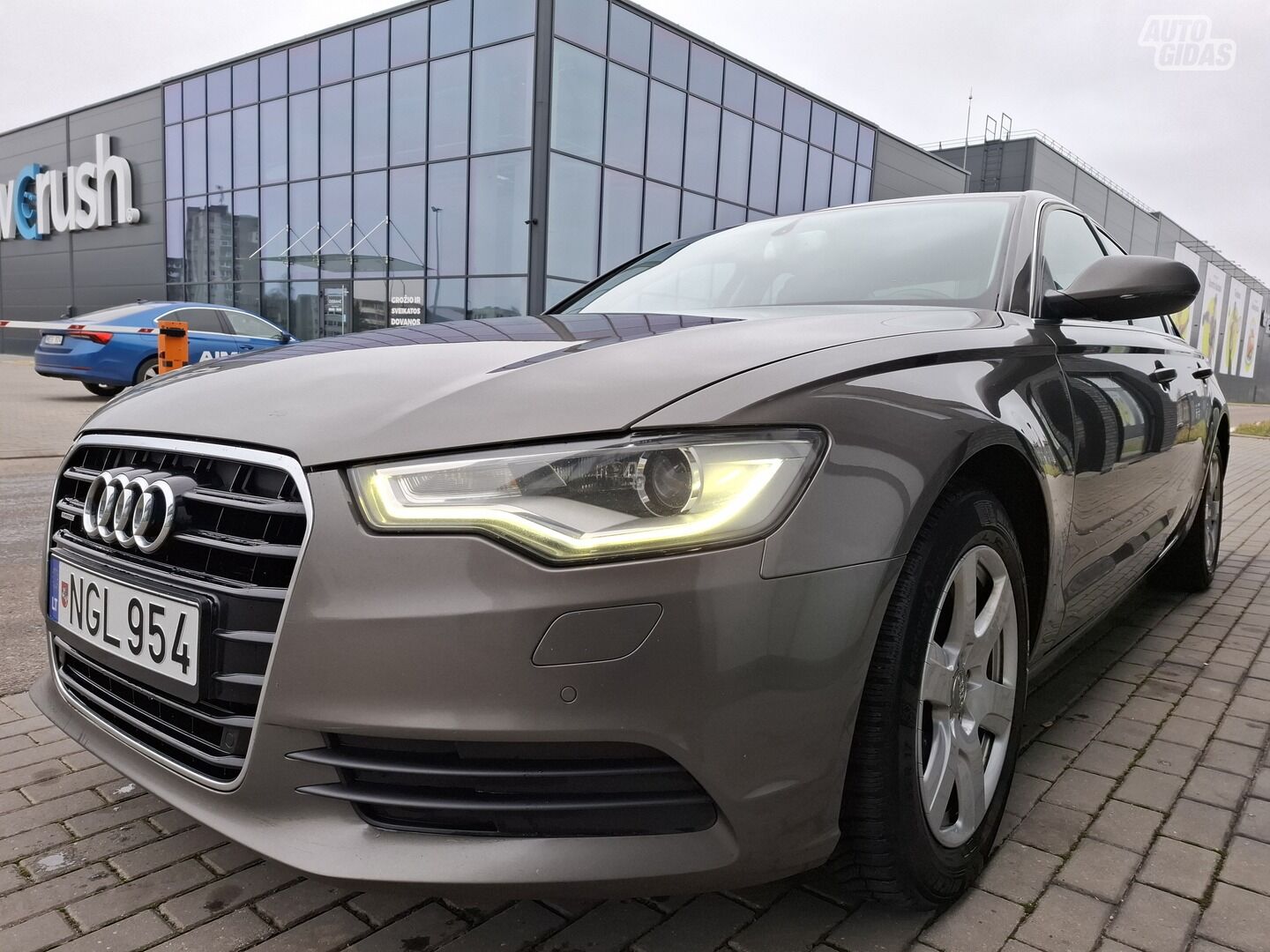 Audi A6 2012 m Sedanas