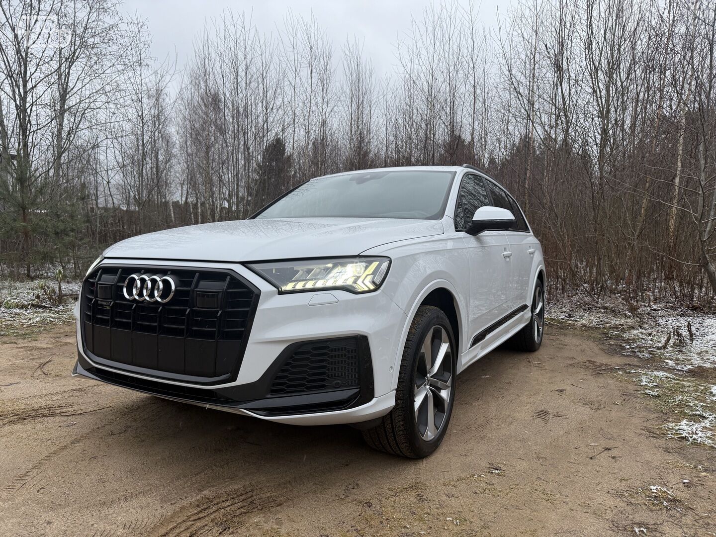 Audi Q7 2020 m Visureigis / Krosoveris