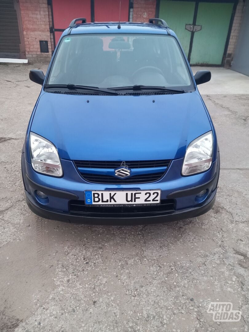 Suzuki Ignis 2006 г Седан