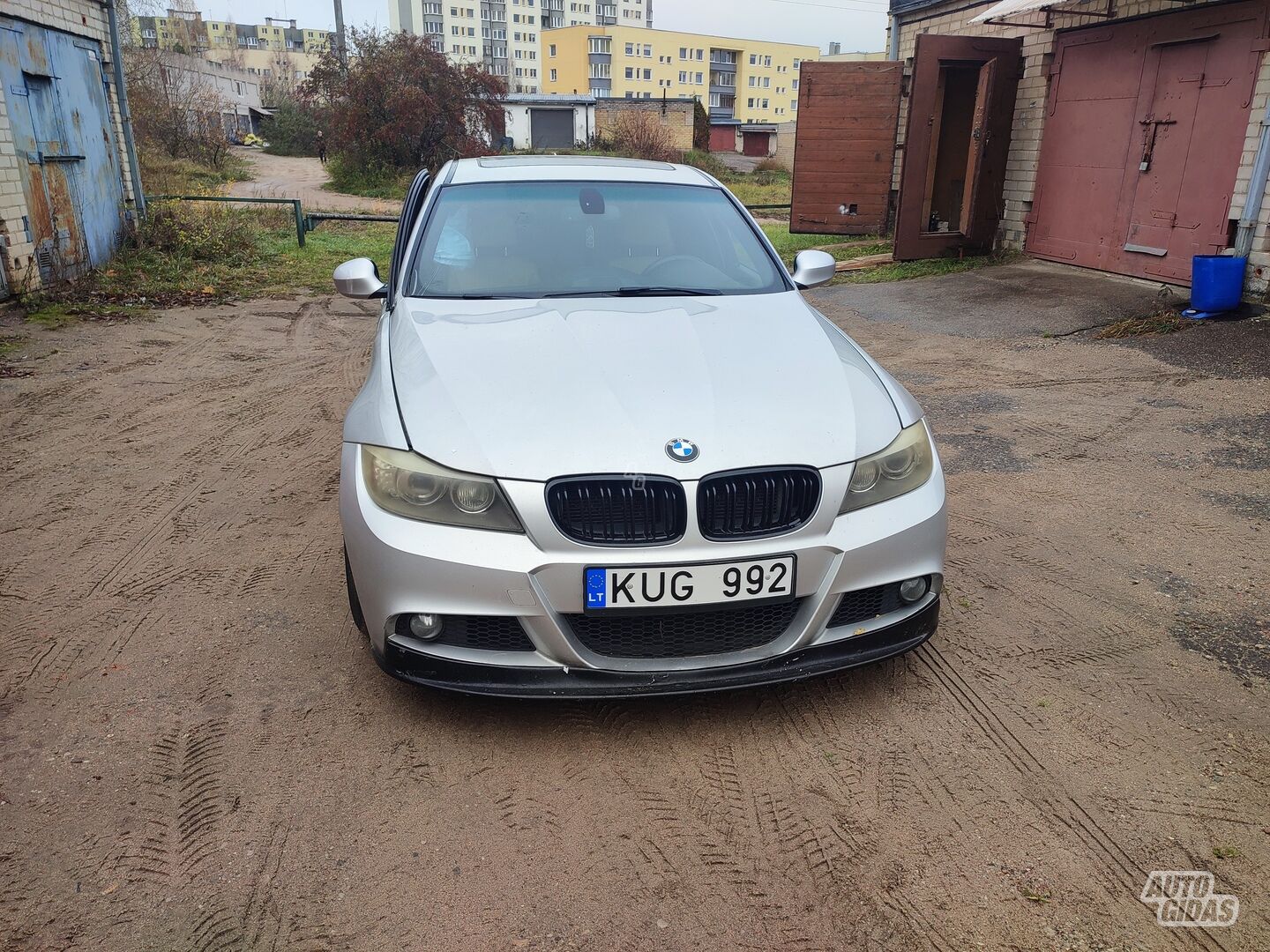 Bmw 328 2011 m Sedanas