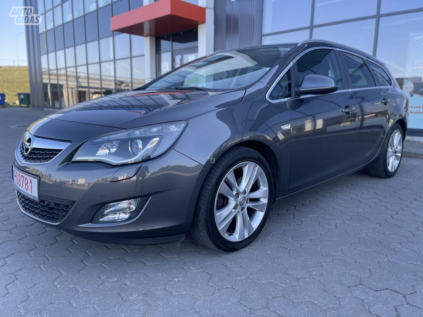 Opel Astra COSMO 2011 m