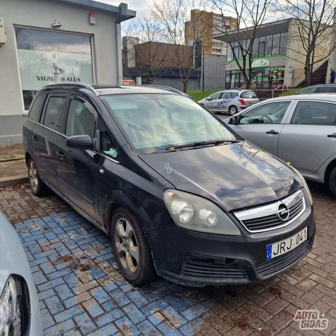 Opel Zafira 2006 m Vienatūris