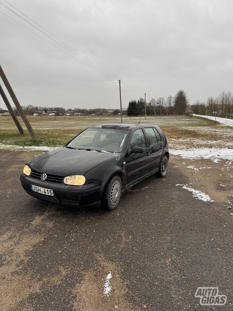 Volkswagen Golf 1997 m Hečbekas