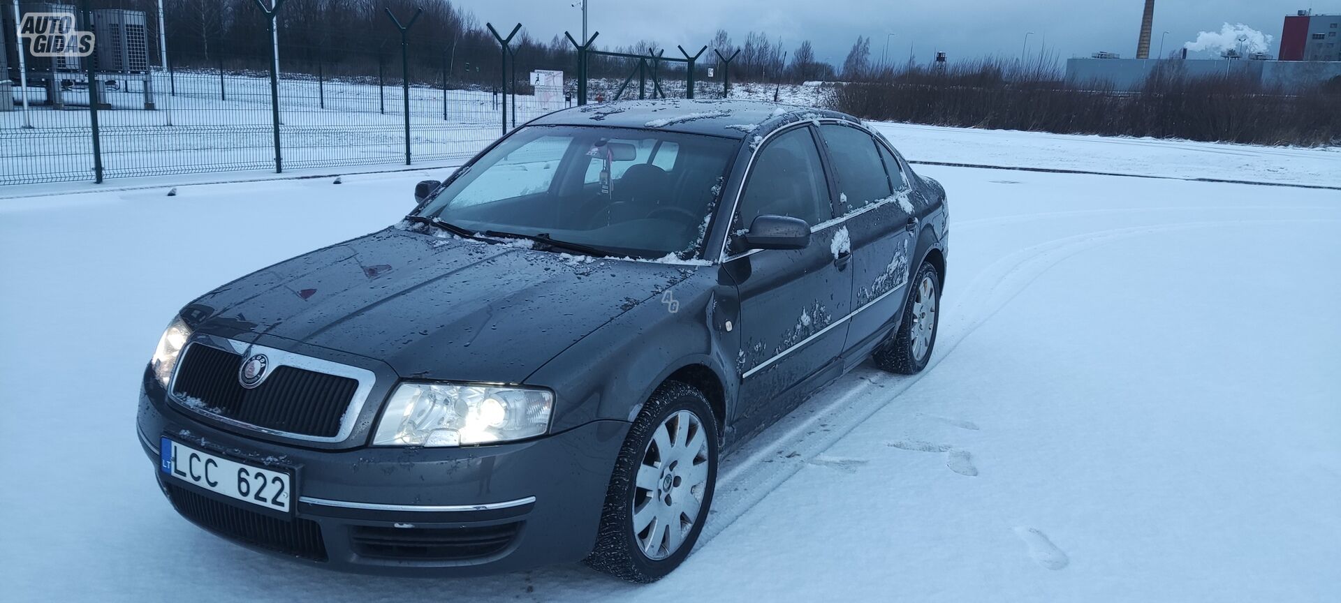 Skoda Superb 2006 y Sedan