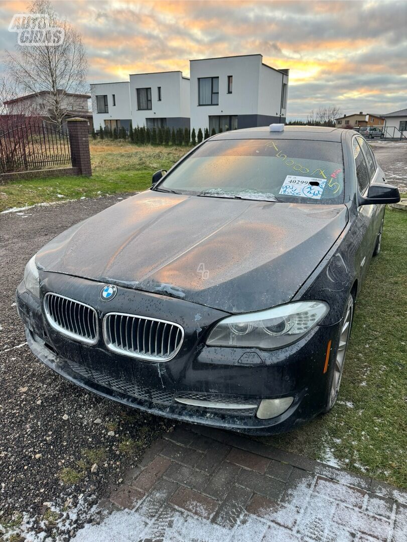 Bmw 528 2011 m Sedanas