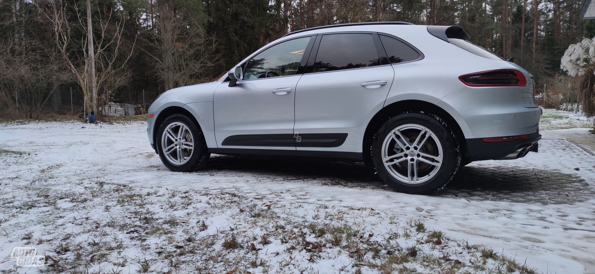 Porsche Macan S 2015 m