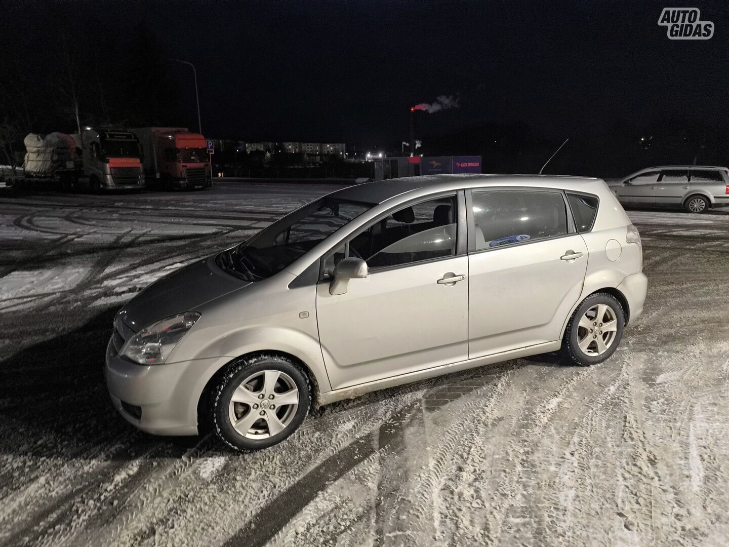 Toyota Corolla Verso 2006 г Минивэн