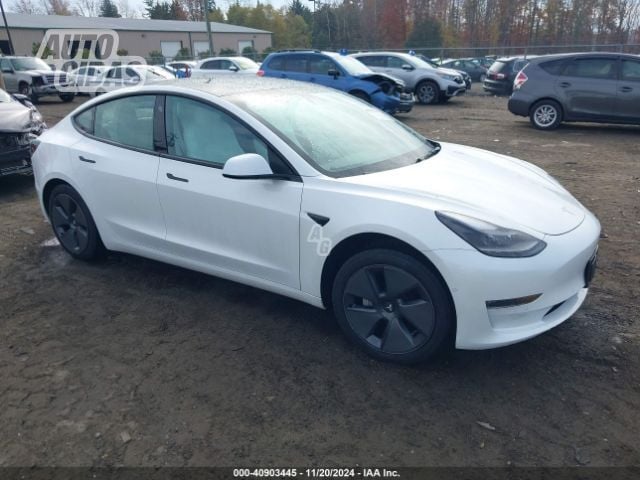 Tesla Model 3 2022 г Седан