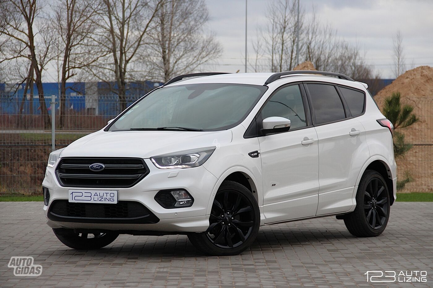 Ford Kuga 2018 y Off-road / Crossover