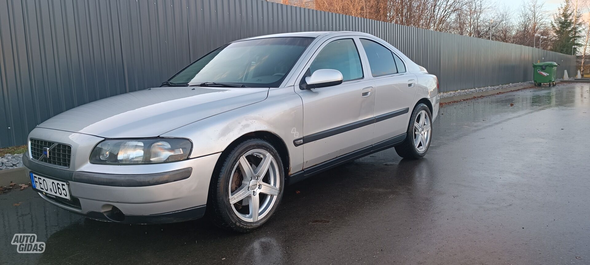 Volvo S60 2001 г Седан