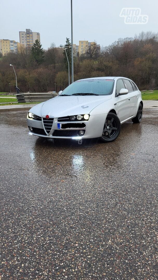 Alfa Romeo 159 2006 m Universalas