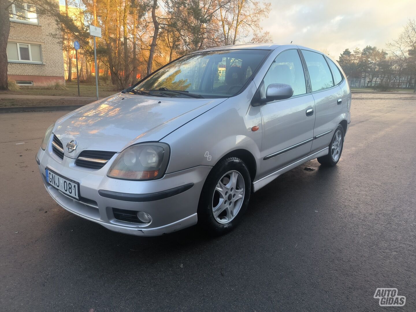 Nissan Almera Tino 2002 m Vienatūris