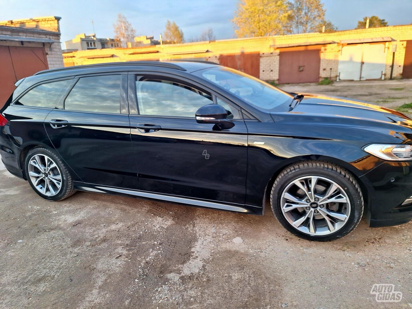 Ford Mondeo 2018 m Universalas