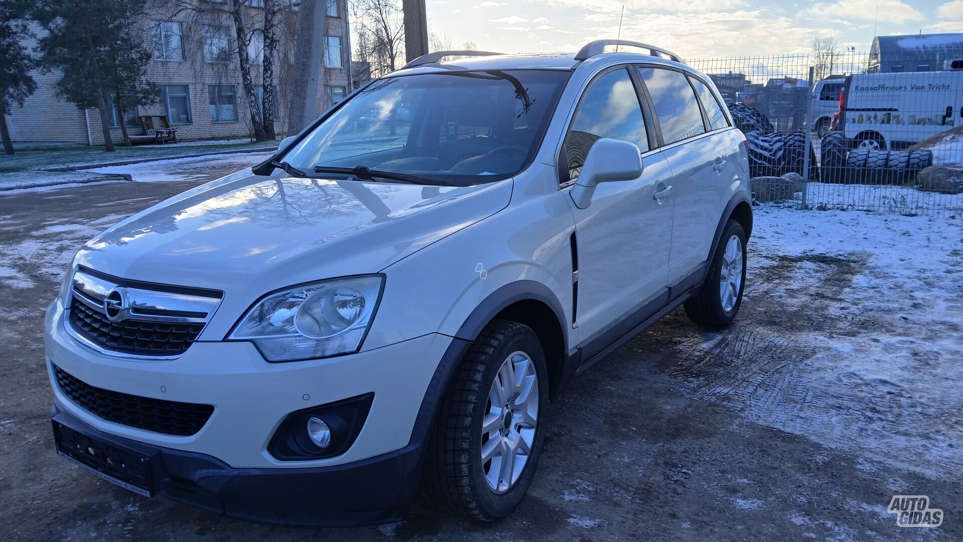 Opel Antara 2012 г Внедорожник / Кроссовер