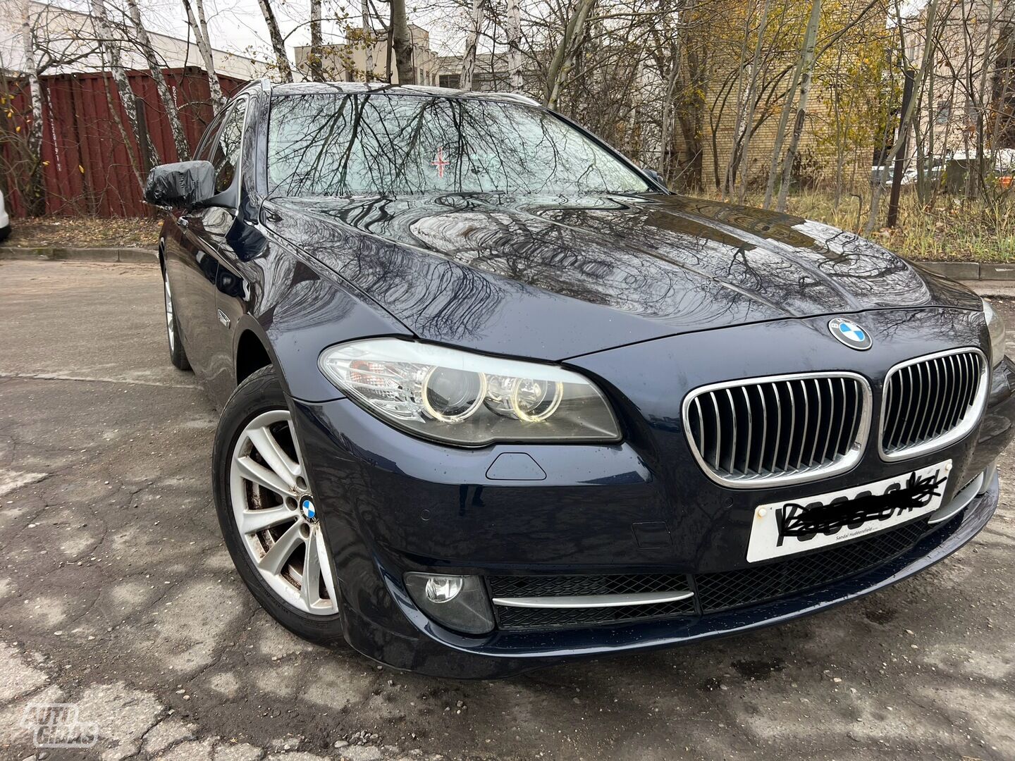 Bmw 520 2011 m dalys