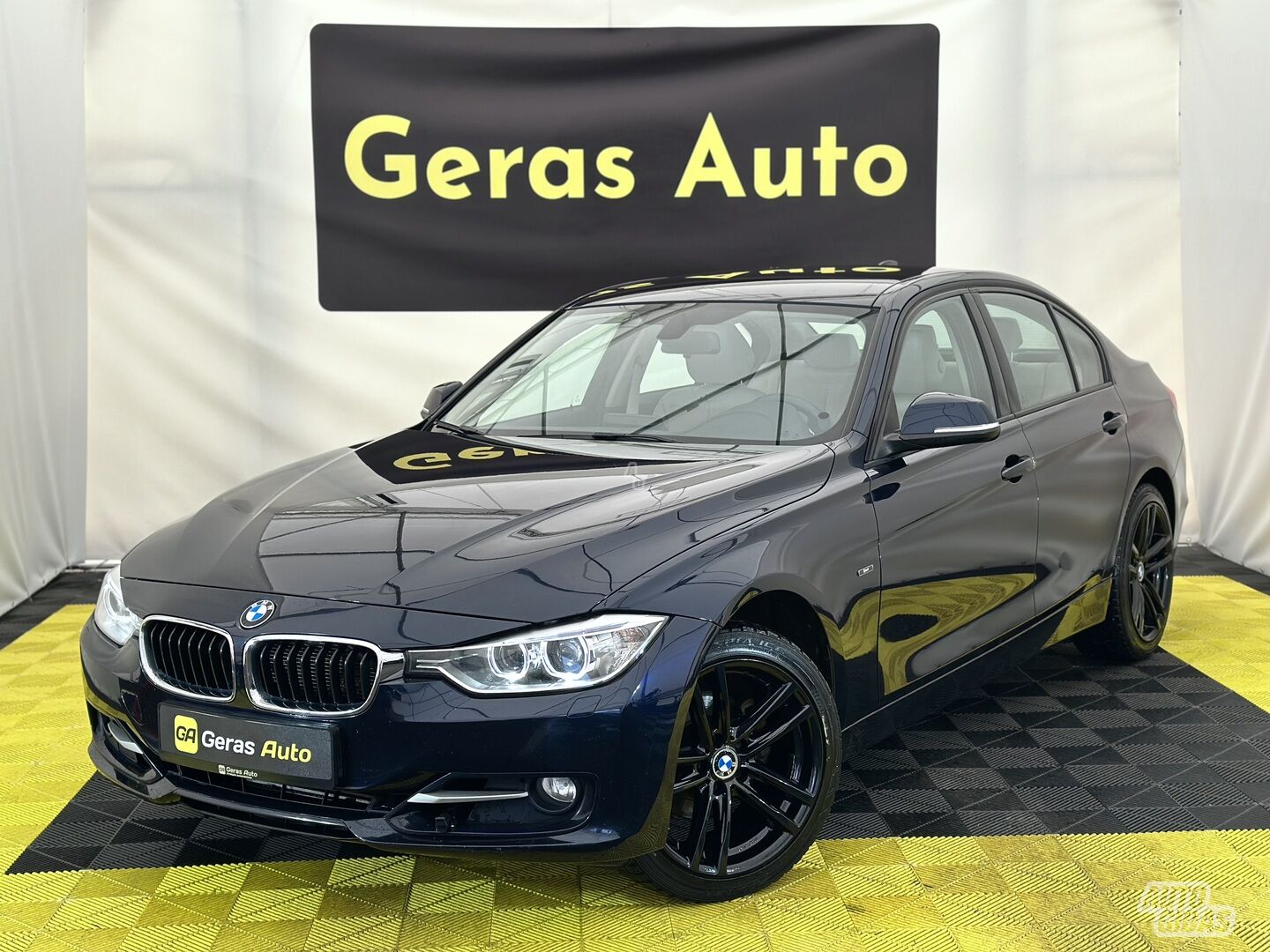 Bmw 320 2015 m Sedanas