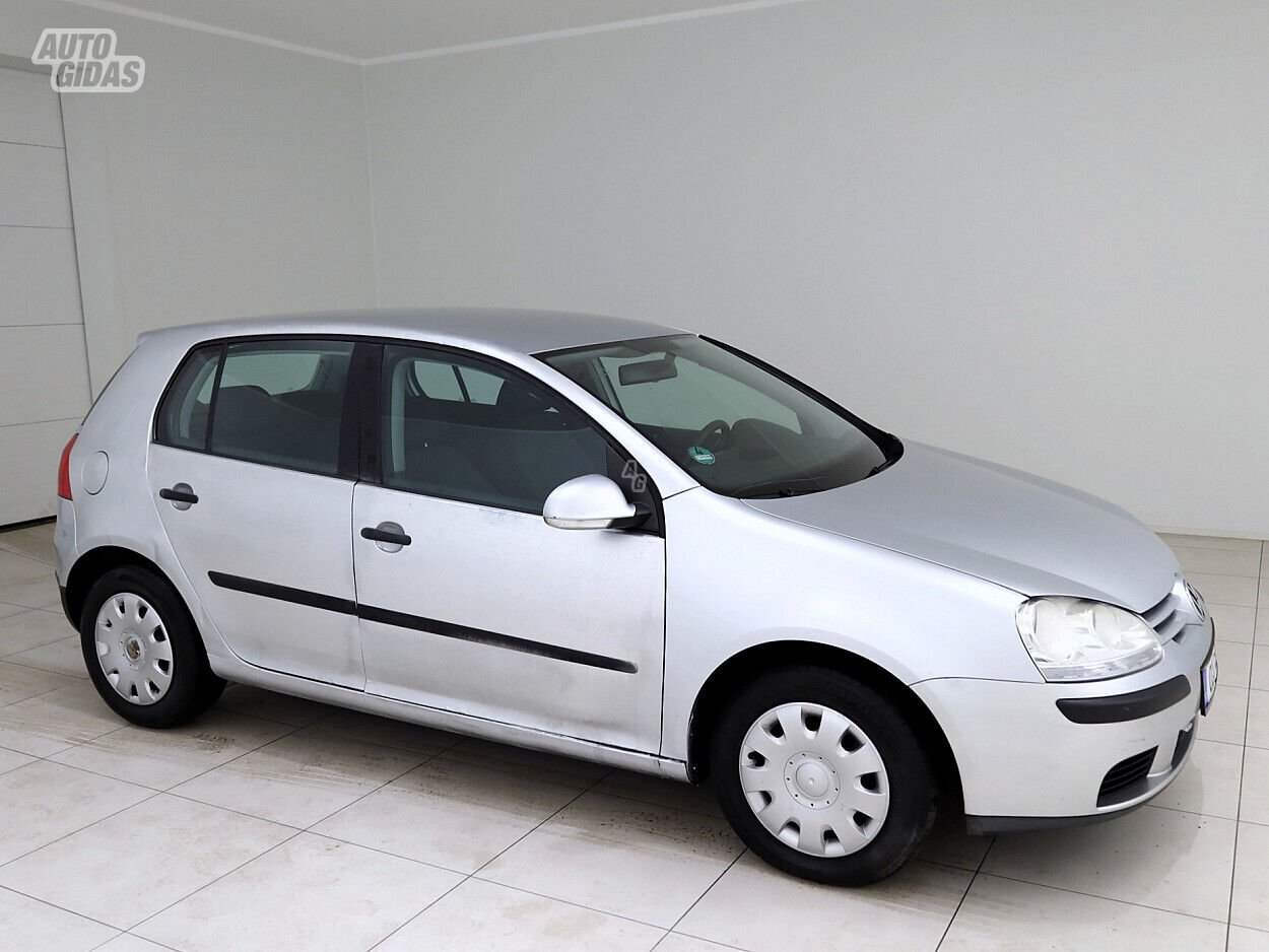 Volkswagen Golf 2004 m Hečbekas