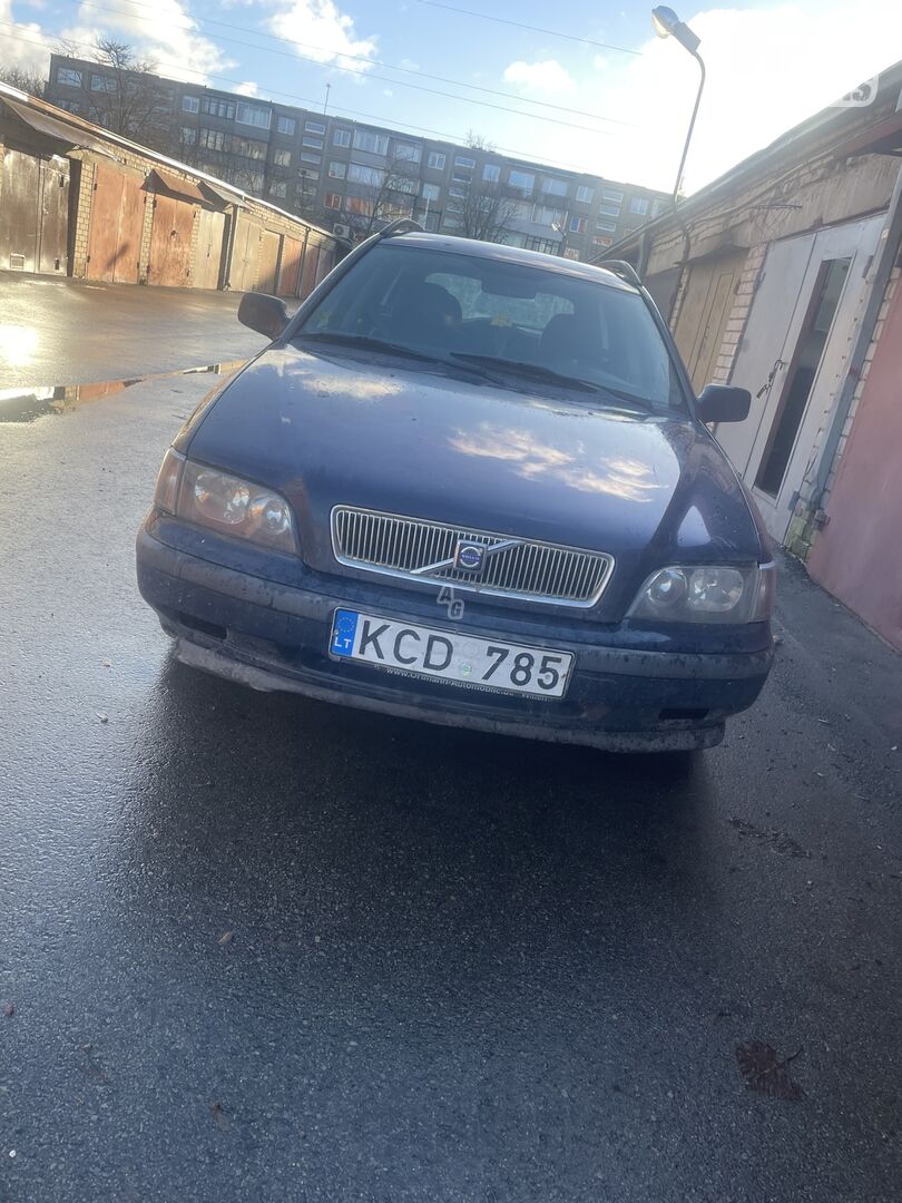 Volvo V40 2000 m Universalas