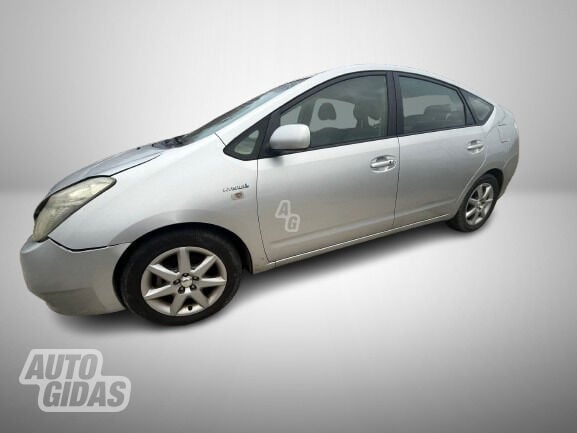 Toyota Prius II 2008 г запчясти