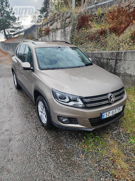 Volkswagen Tiguan 2013 г Внедорожник / Кроссовер