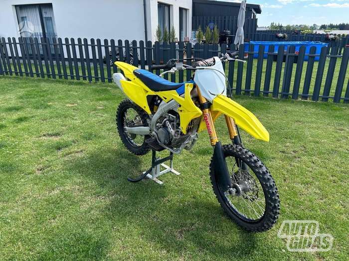 Suzuki RM-Z 2018 y Motocross / Supermoto motorcycle