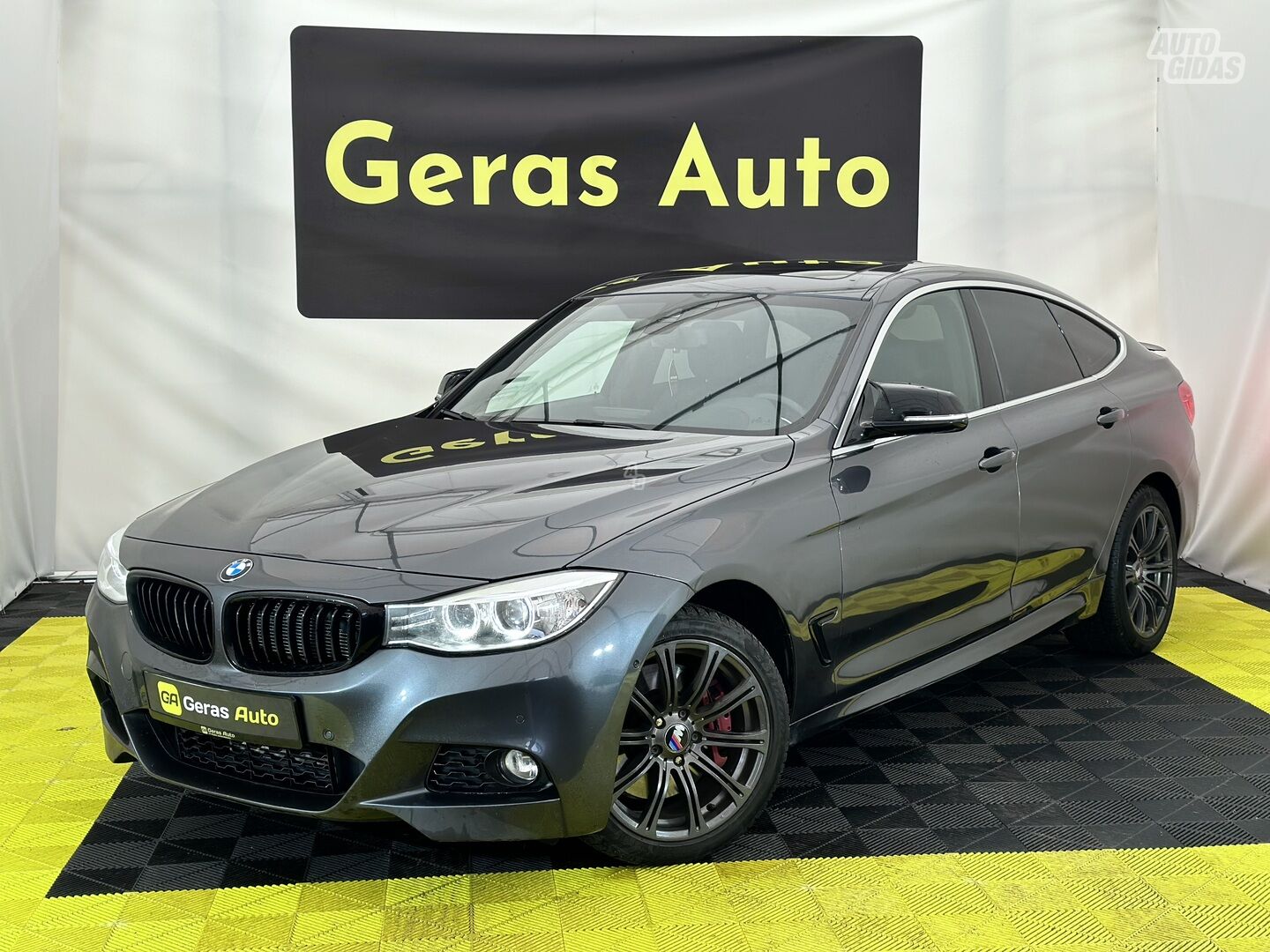 Bmw 335 Gran turismo 2015 y Hatchback