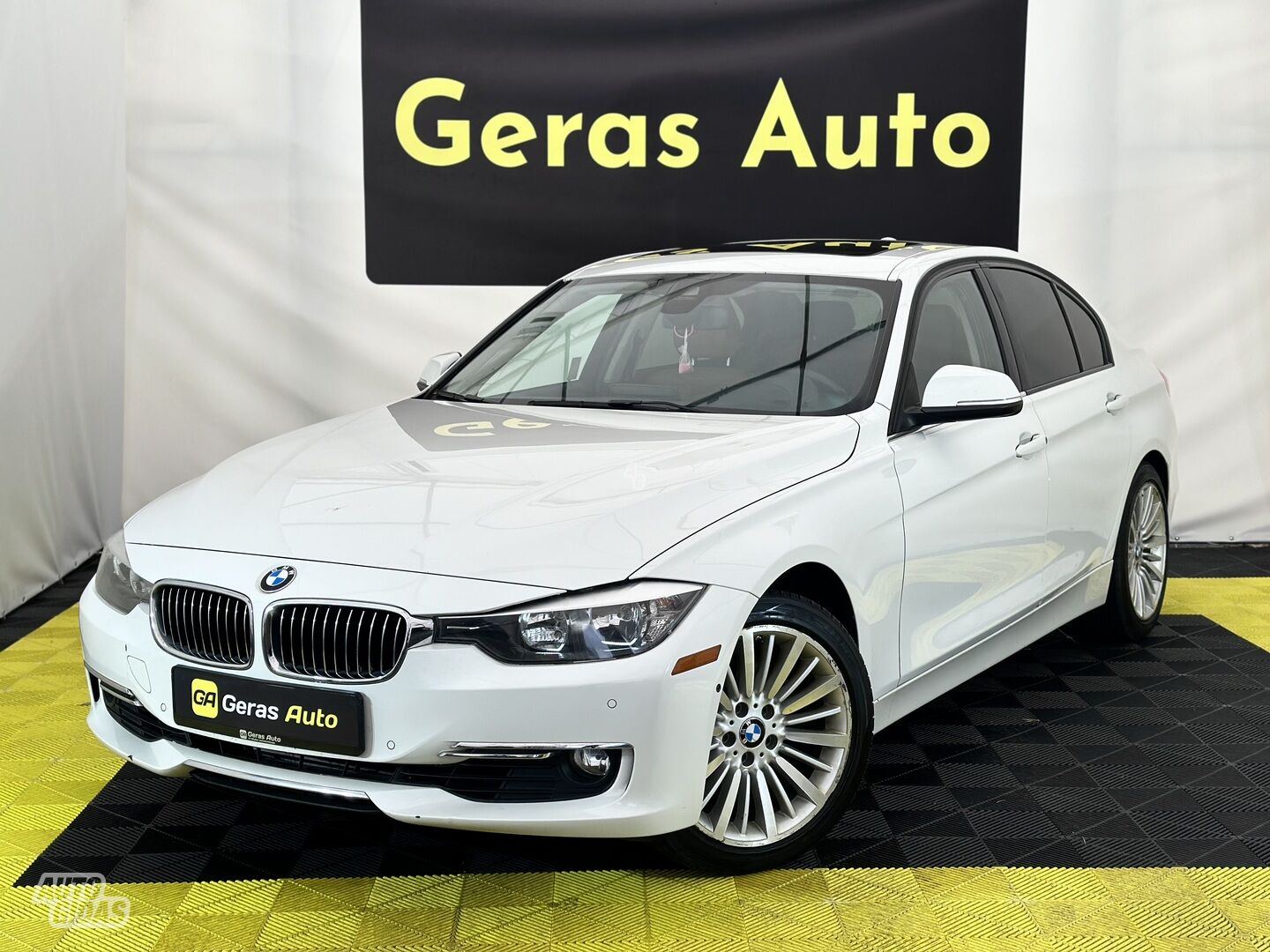 Bmw 328 2015 m Sedanas