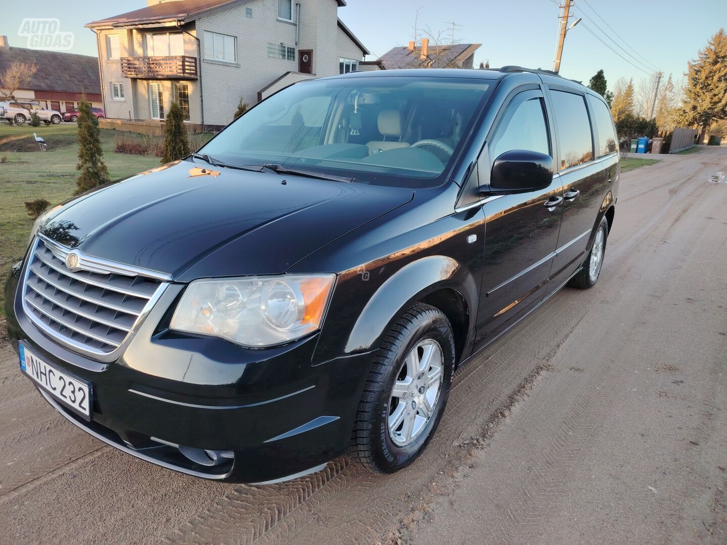 Chrysler Grand Voyager stow n go 2008 г