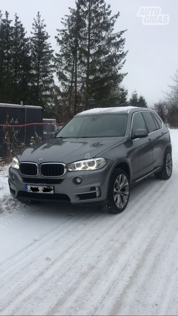 Bmw X5 2014 г Внедорожник / Кроссовер