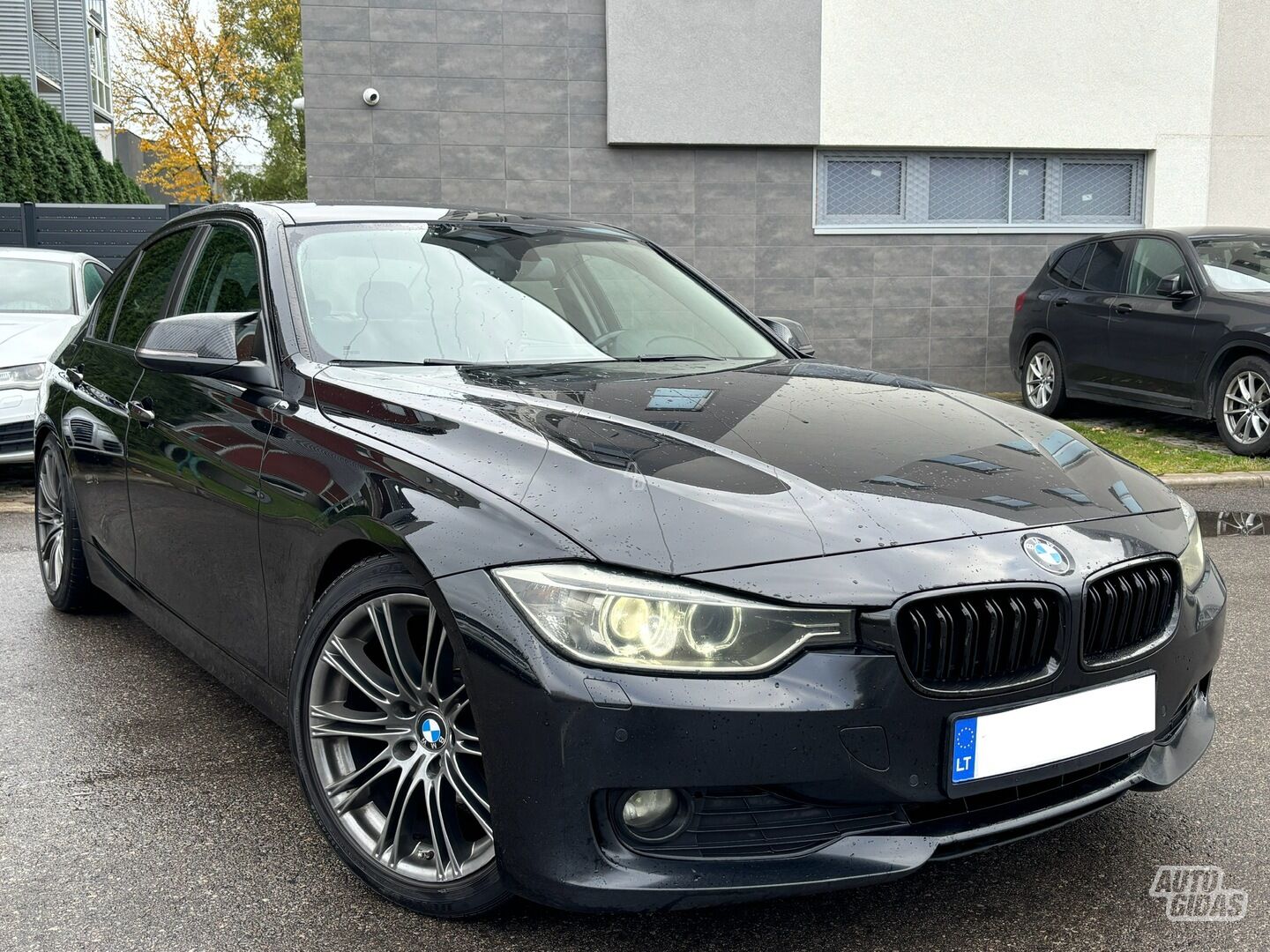 Bmw 320 2013 m Sedanas