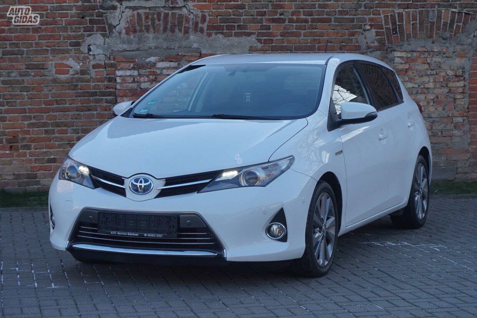 Toyota Auris 2013 y Hatchback