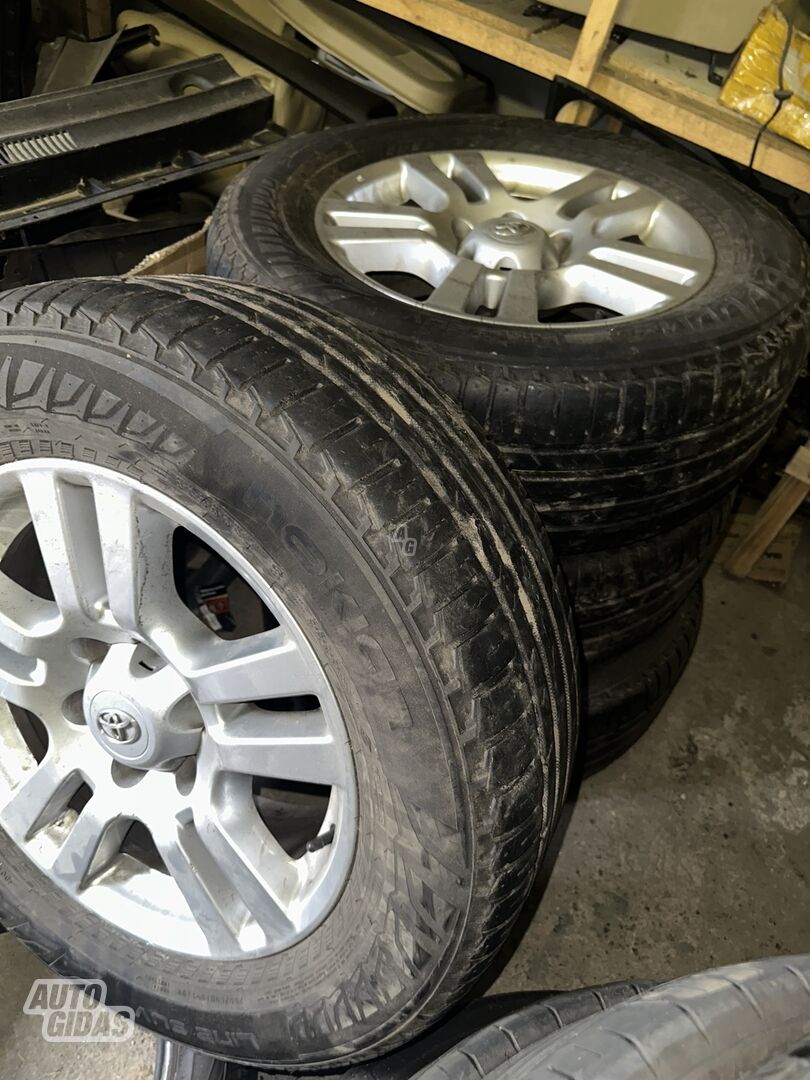 Land Cruiser light alloy R18 rims