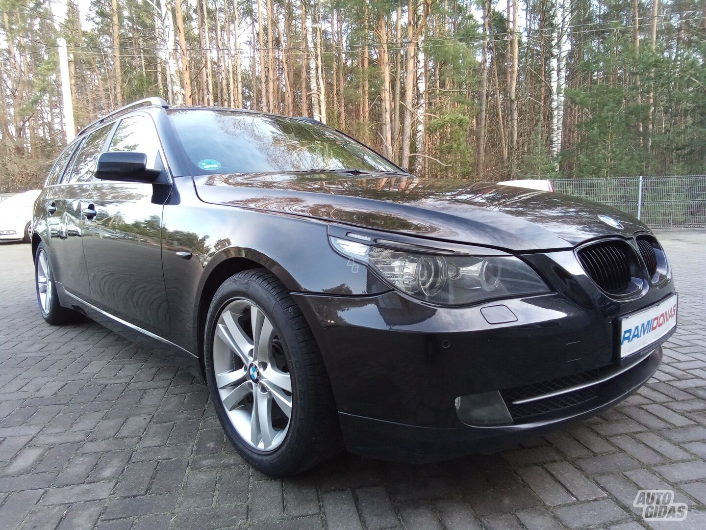 Bmw 520 2009 m Universalas