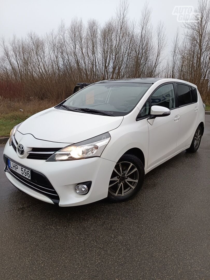 Toyota Verso 2013 y Van