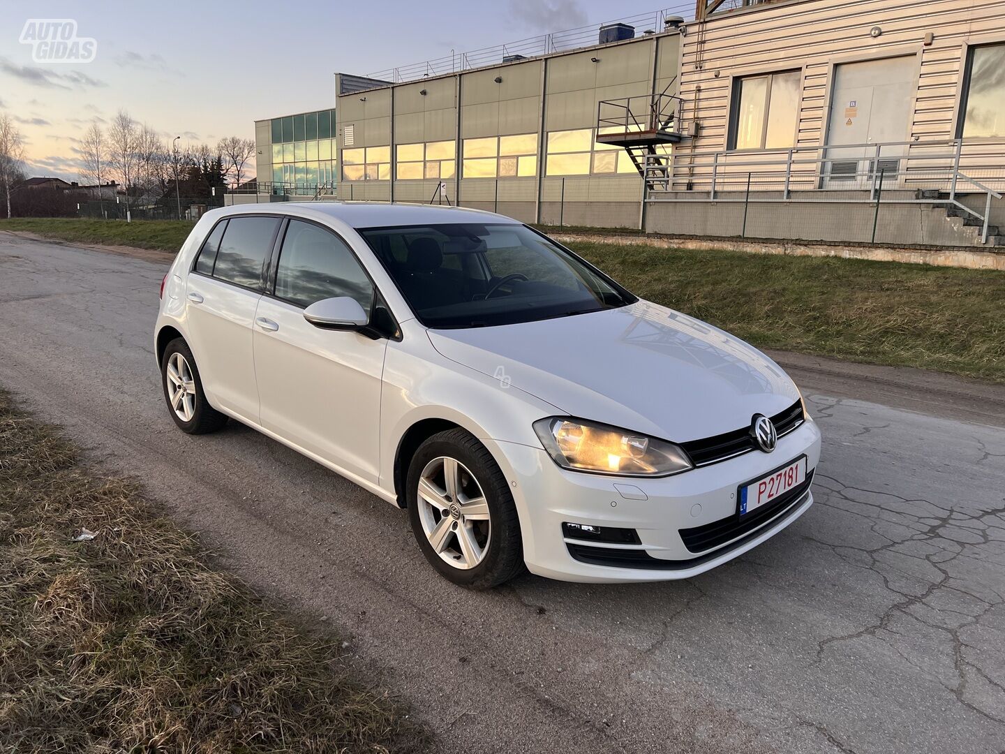 Volkswagen Golf 2014 г Хэтчбек