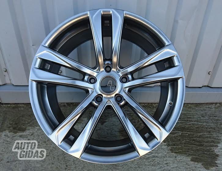 Autowheels Jeep, Dodge, Chrysler lengvojo lydinio R19 ratlankiai