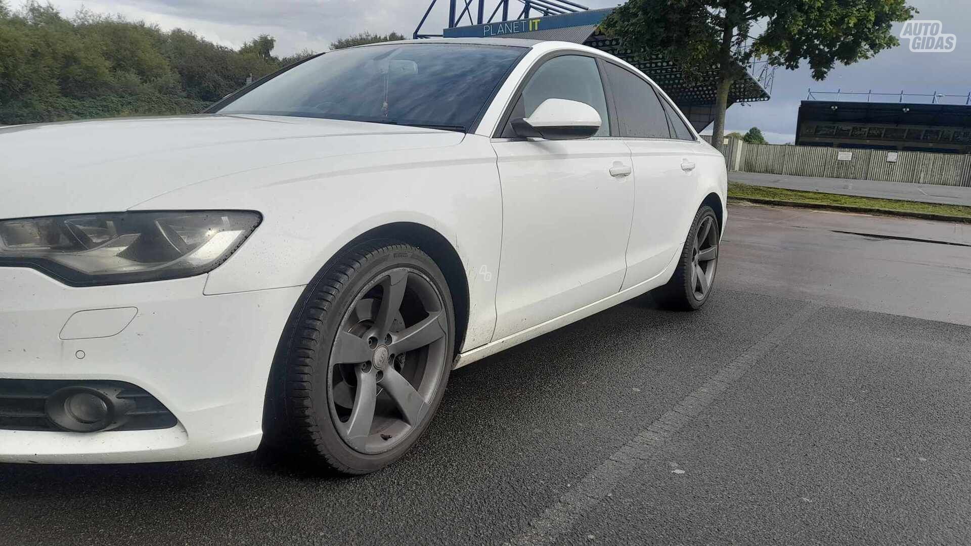 Audi A6 2011 y Sedan