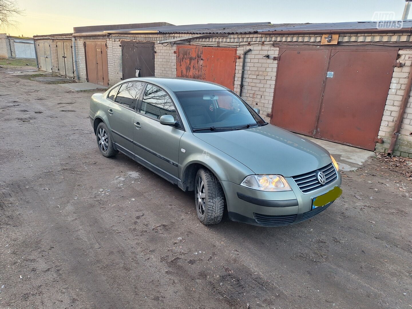 Volkswagen Passat 2002 г Седан