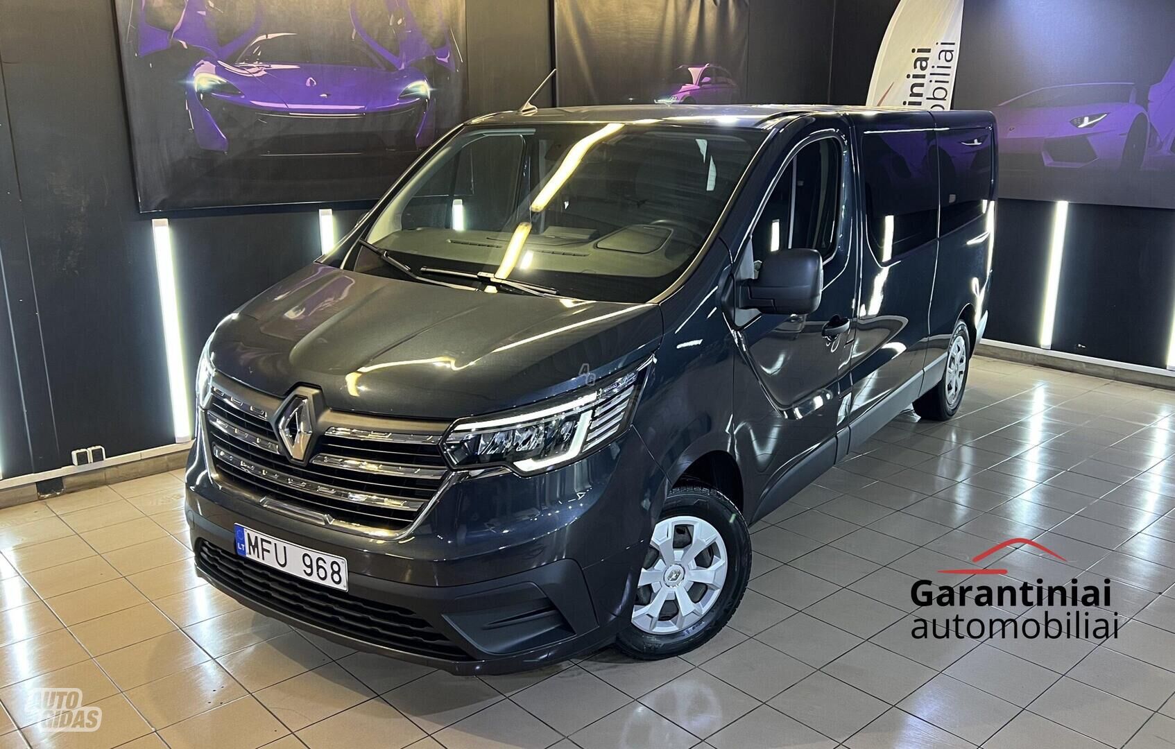 Renault Trafic 2022 г Минивэн