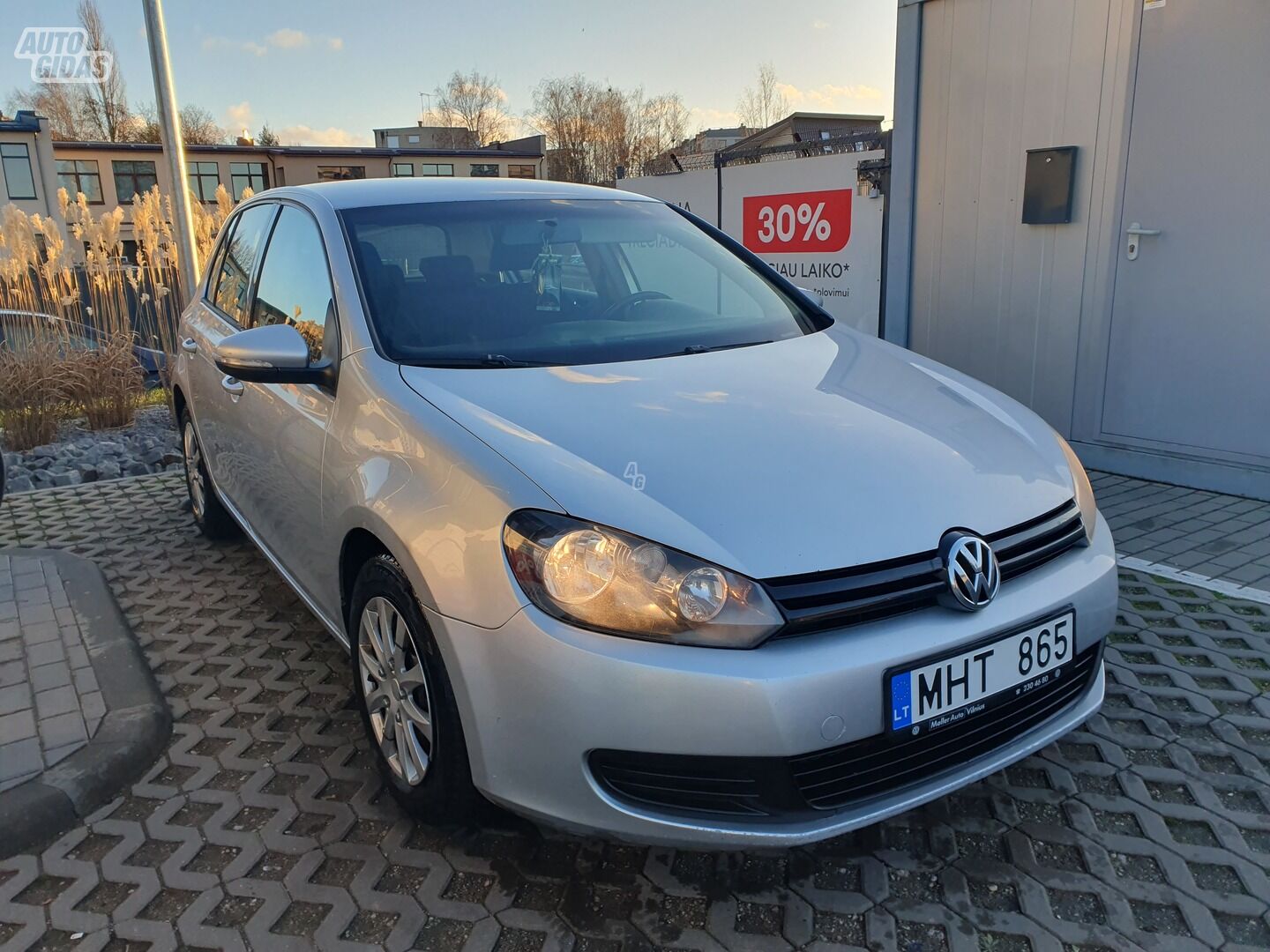 Volkswagen Golf 2011 г Хэтчбек