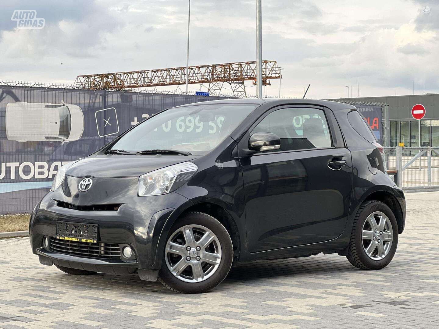 Toyota iQ 2012 m Hečbekas