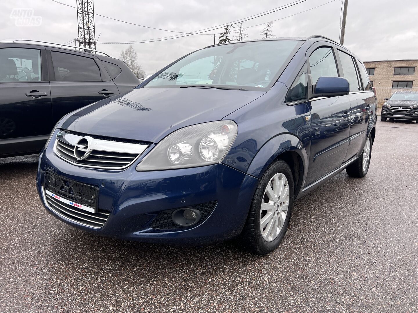 Opel Zafira 2011 m Vienatūris