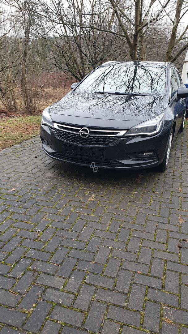 Opel Astra 2017 y Wagon