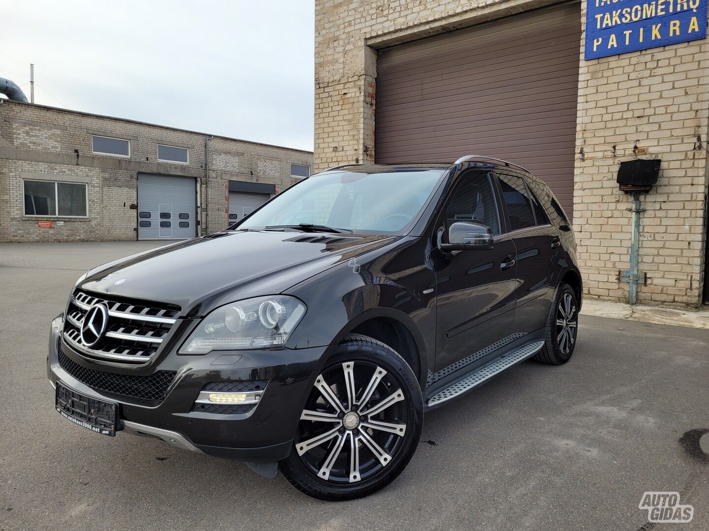 Mercedes-Benz ML 350 2011 y Off-road / Crossover