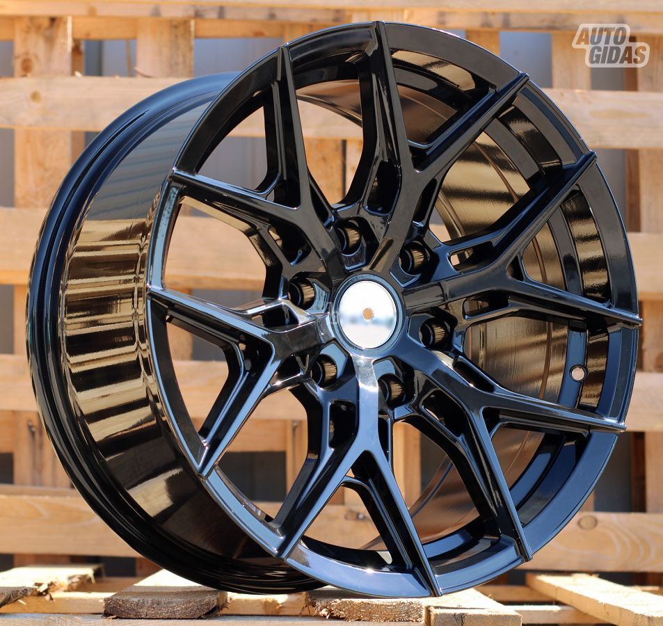 Autowheels Hi-Ace, Hi-Lux, Land cruiser lengvojo lydinio R18 ratlankiai