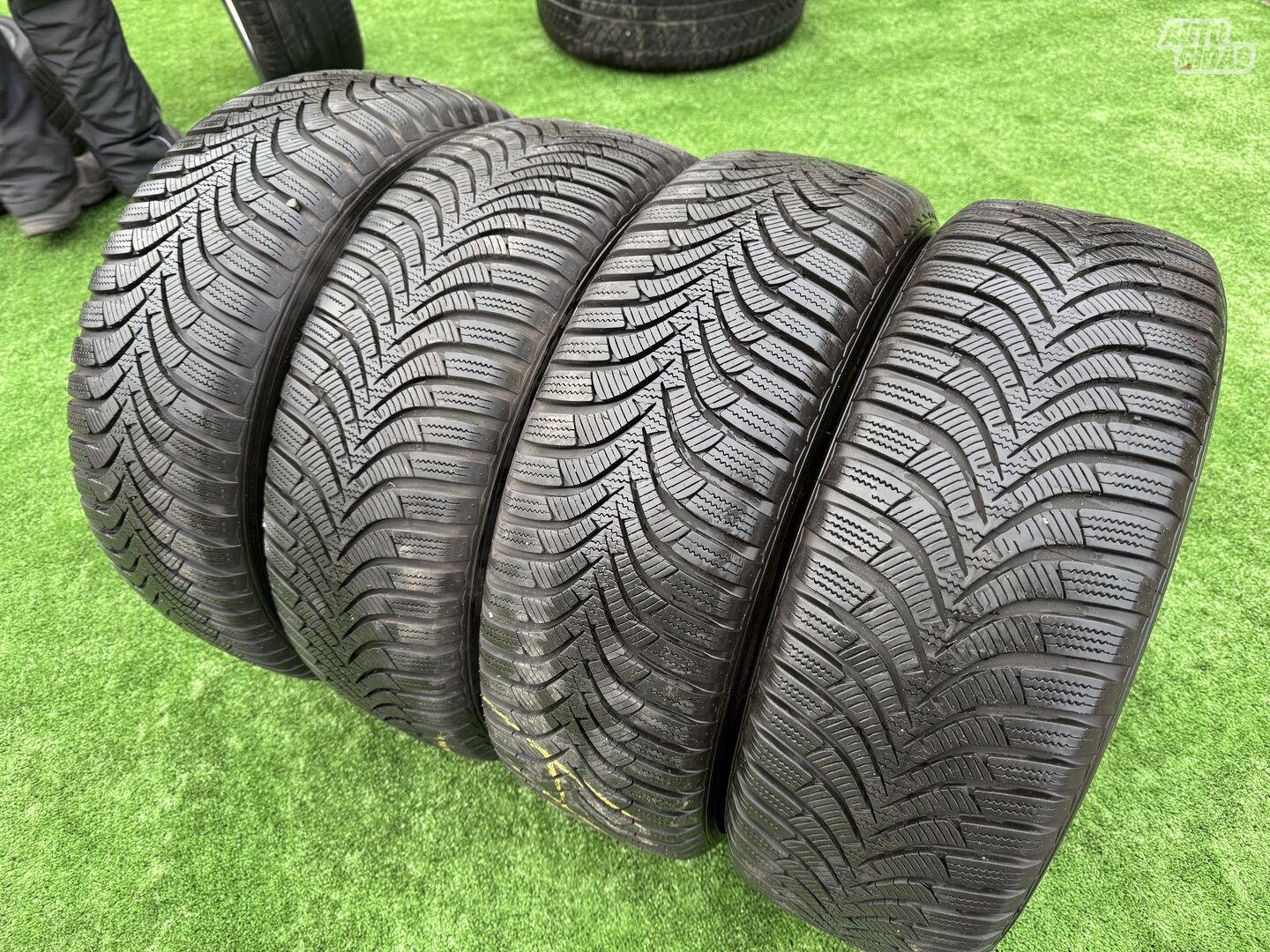 Hankook Siunciam, 7-8mm 2019 R16 žieminės padangos lengviesiems